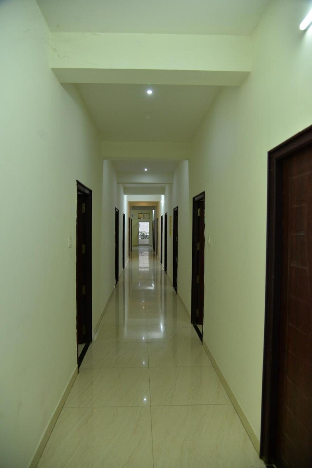 Arivu Lodge Ac Anaimalai Luaran gambar